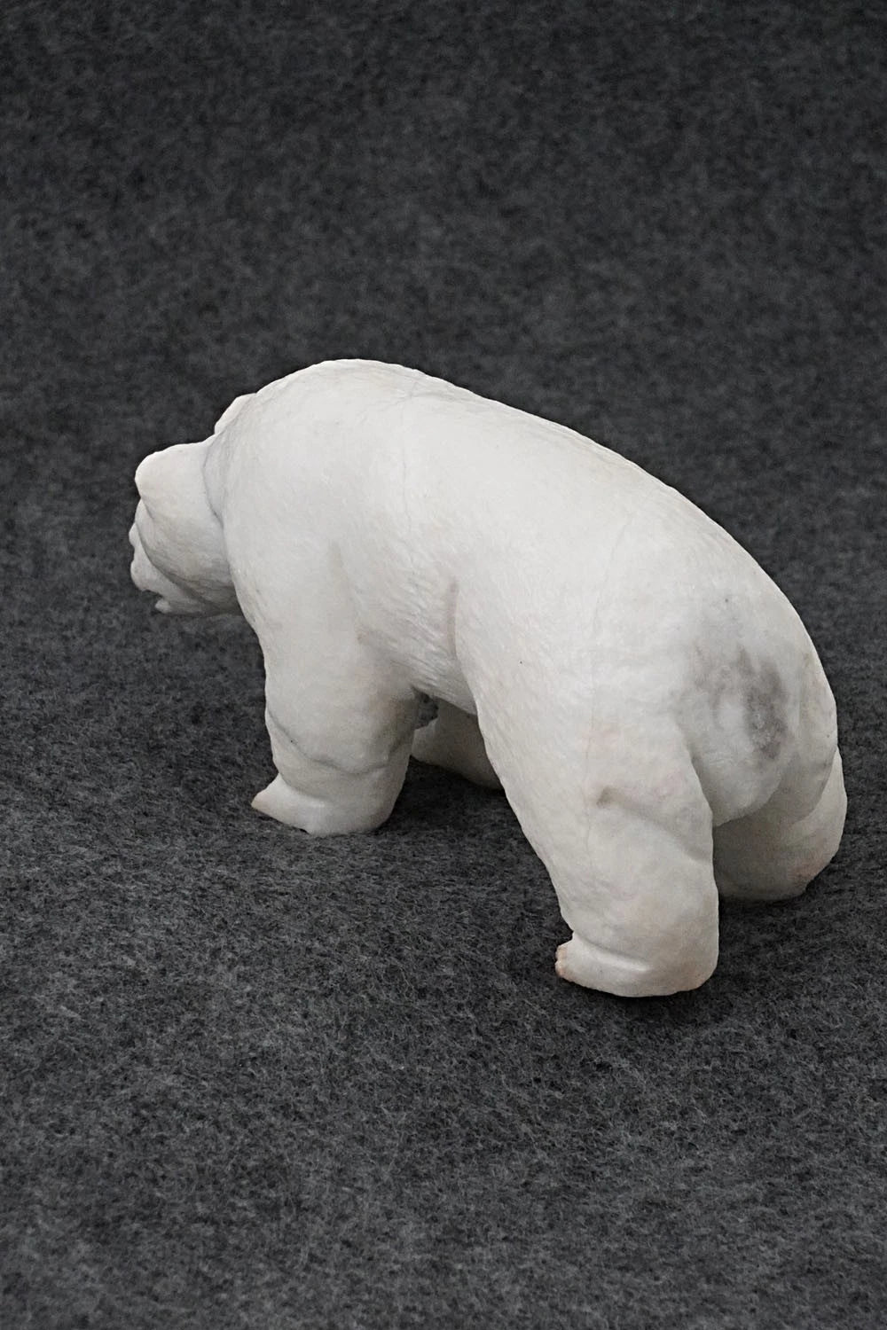 Bear Zuni Fetish Carving - Herbert Him