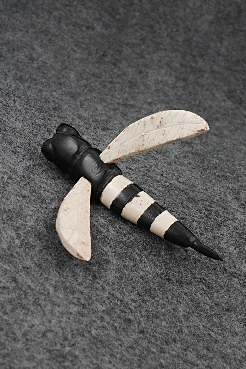 Bee Zuni Fetish Carving - Justin Red Elk