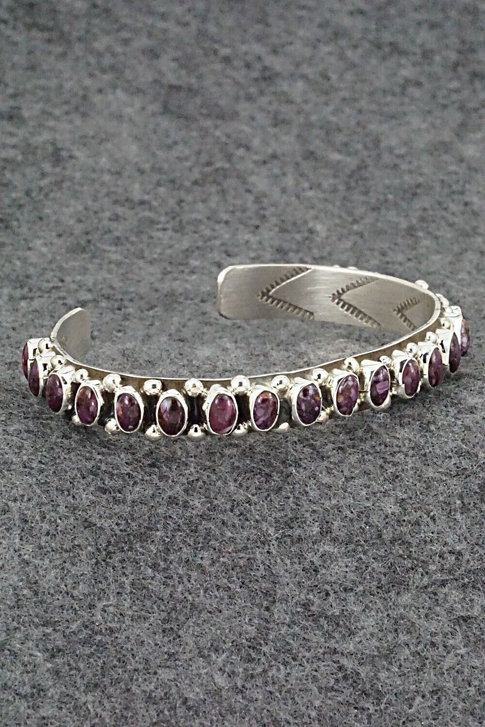 Spiny Oyster & Sterling Silver Bracelet - Darlene Begay