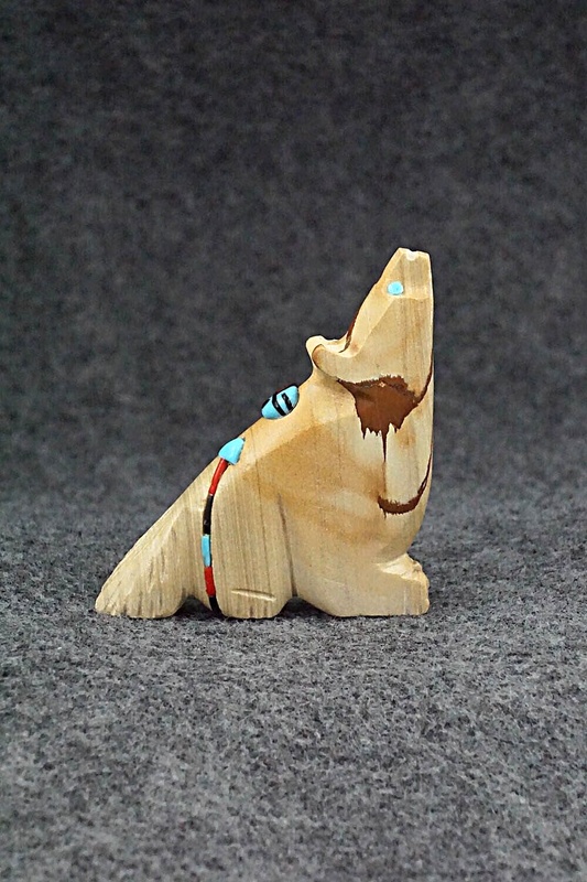 Wolf Zuni Fetish Carving - Danette Laate