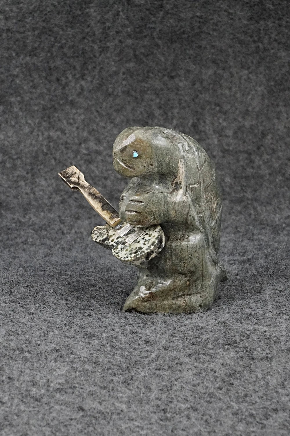 Turtle Zuni Fetish Carving - Theo Natewa