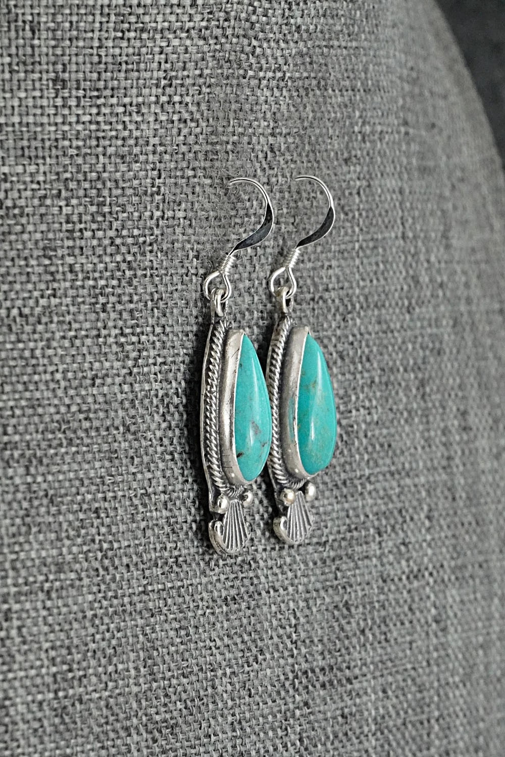 Turquoise & Sterling Silver Earrings - Verley Betone