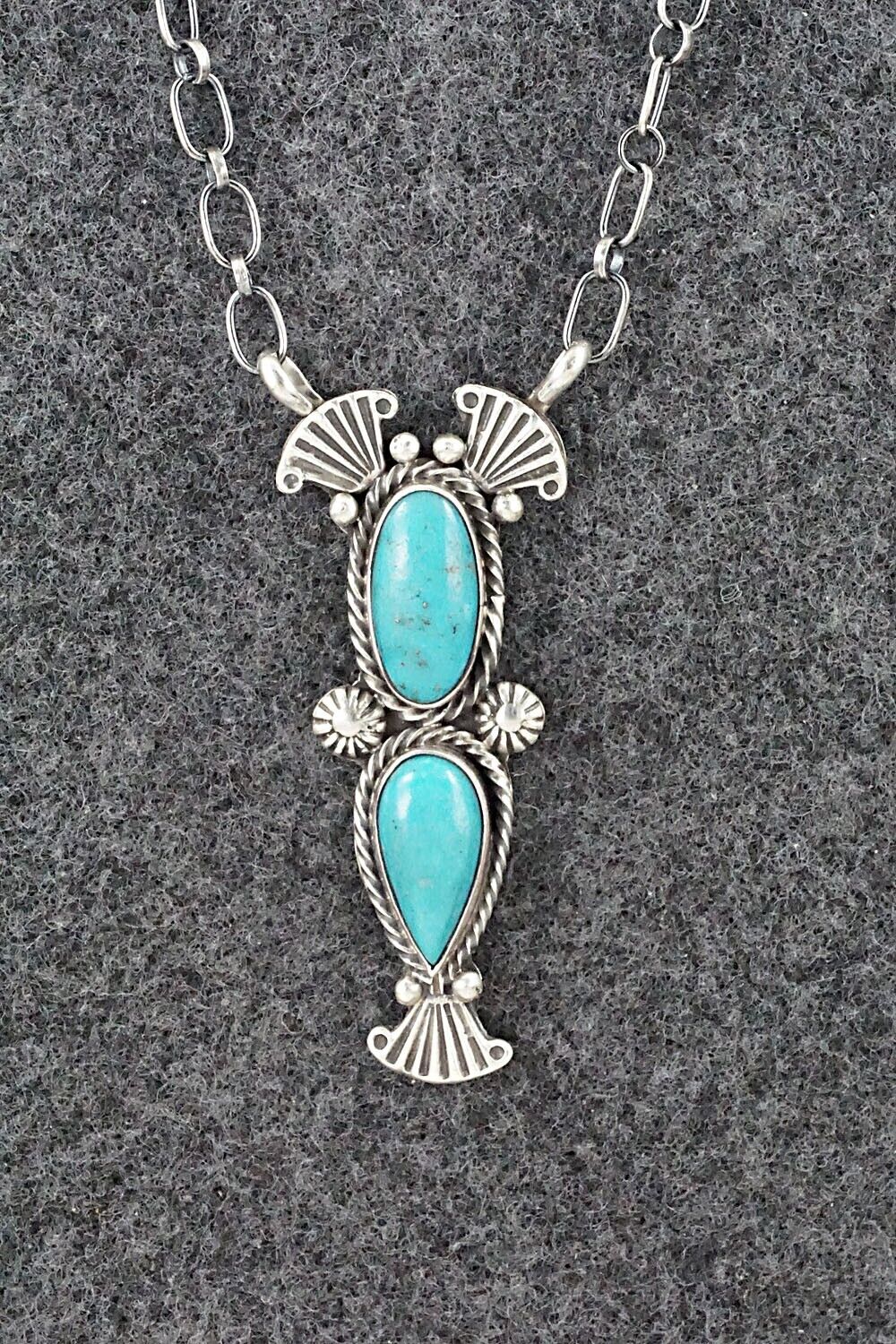 Turquoise & Sterling Silver Necklace - Verley Betone
