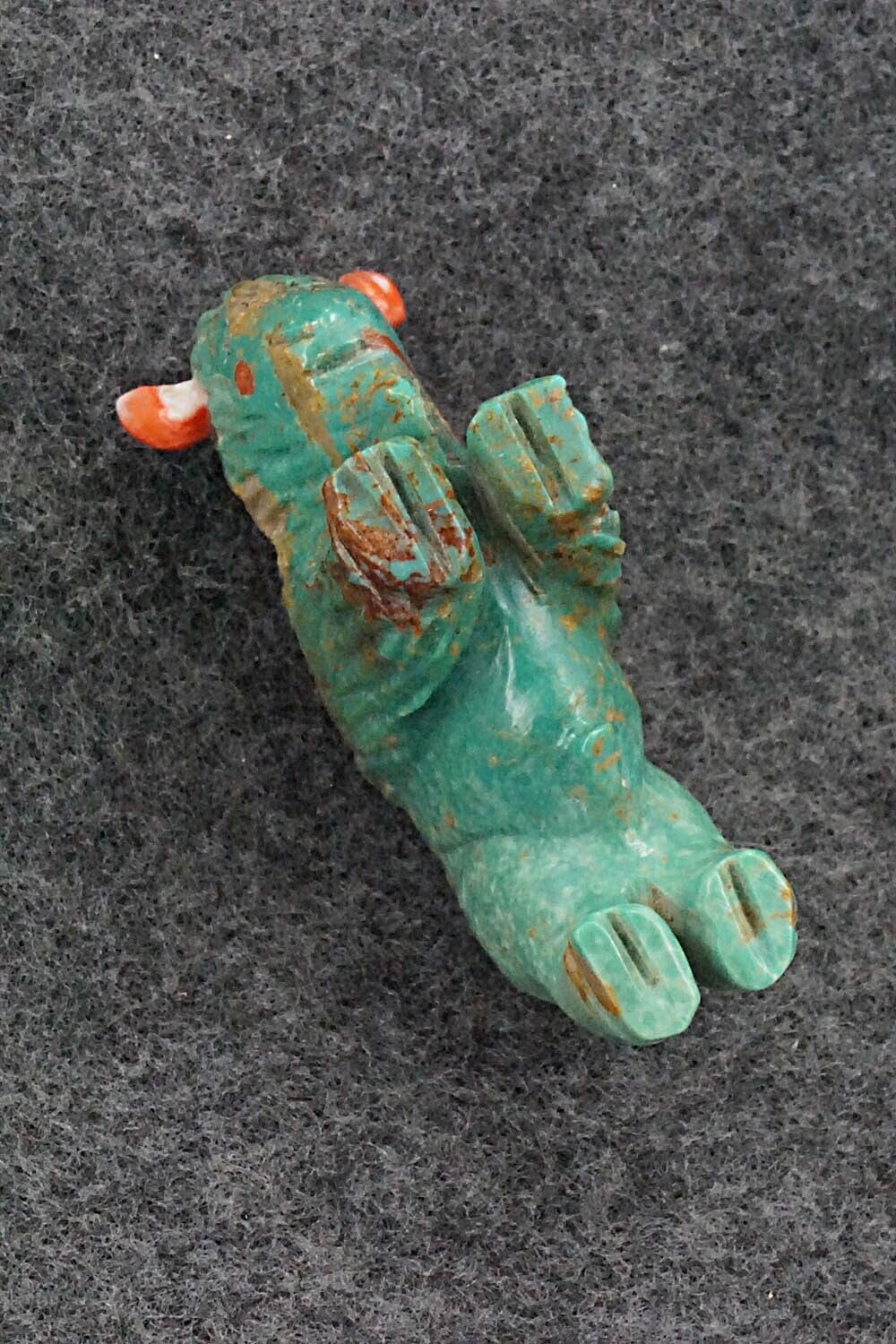 Buffalo Zuni Fetish Carving - Andres Quandelacy
