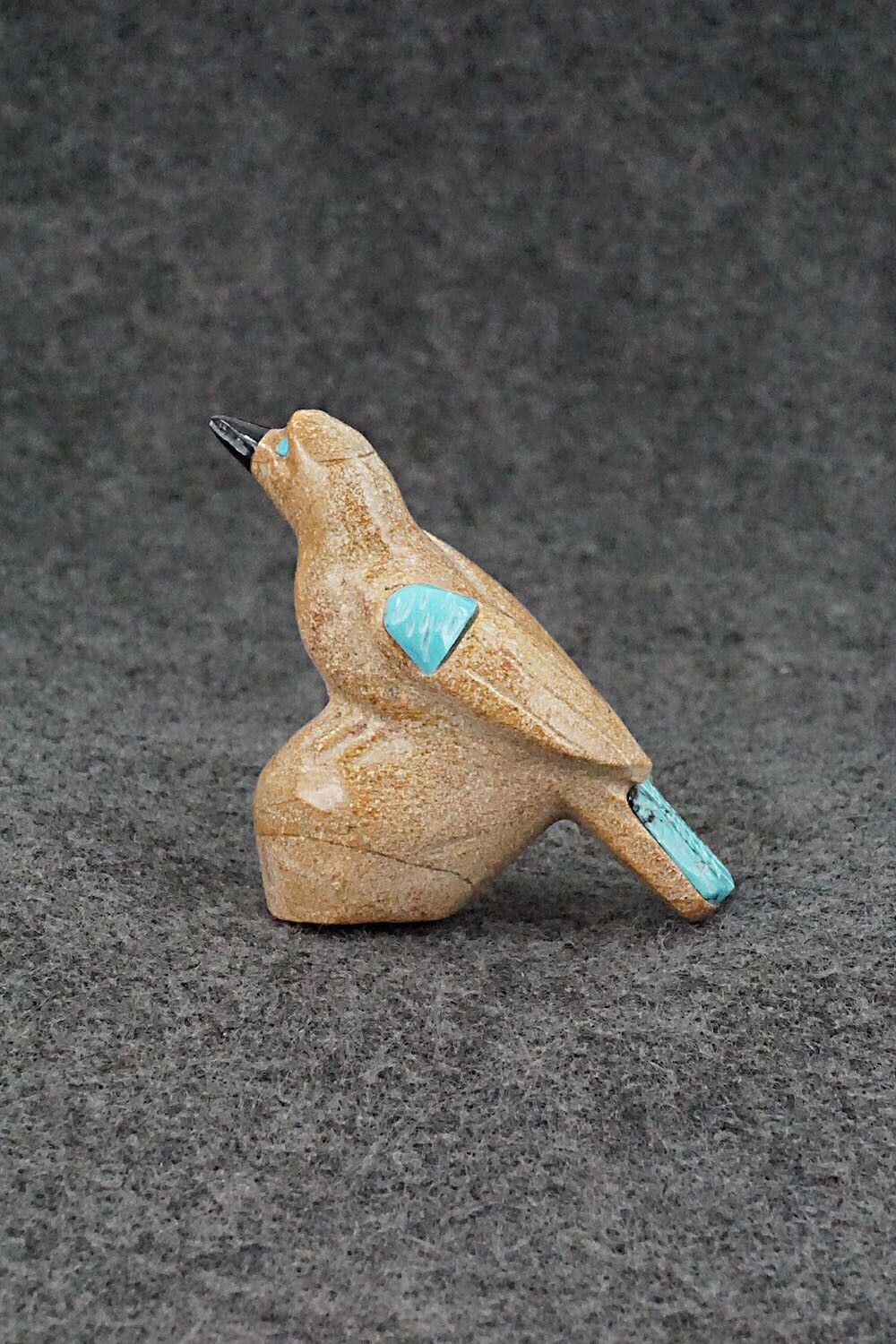 Bird Zuni Fetish Carving - Freddie Leekya