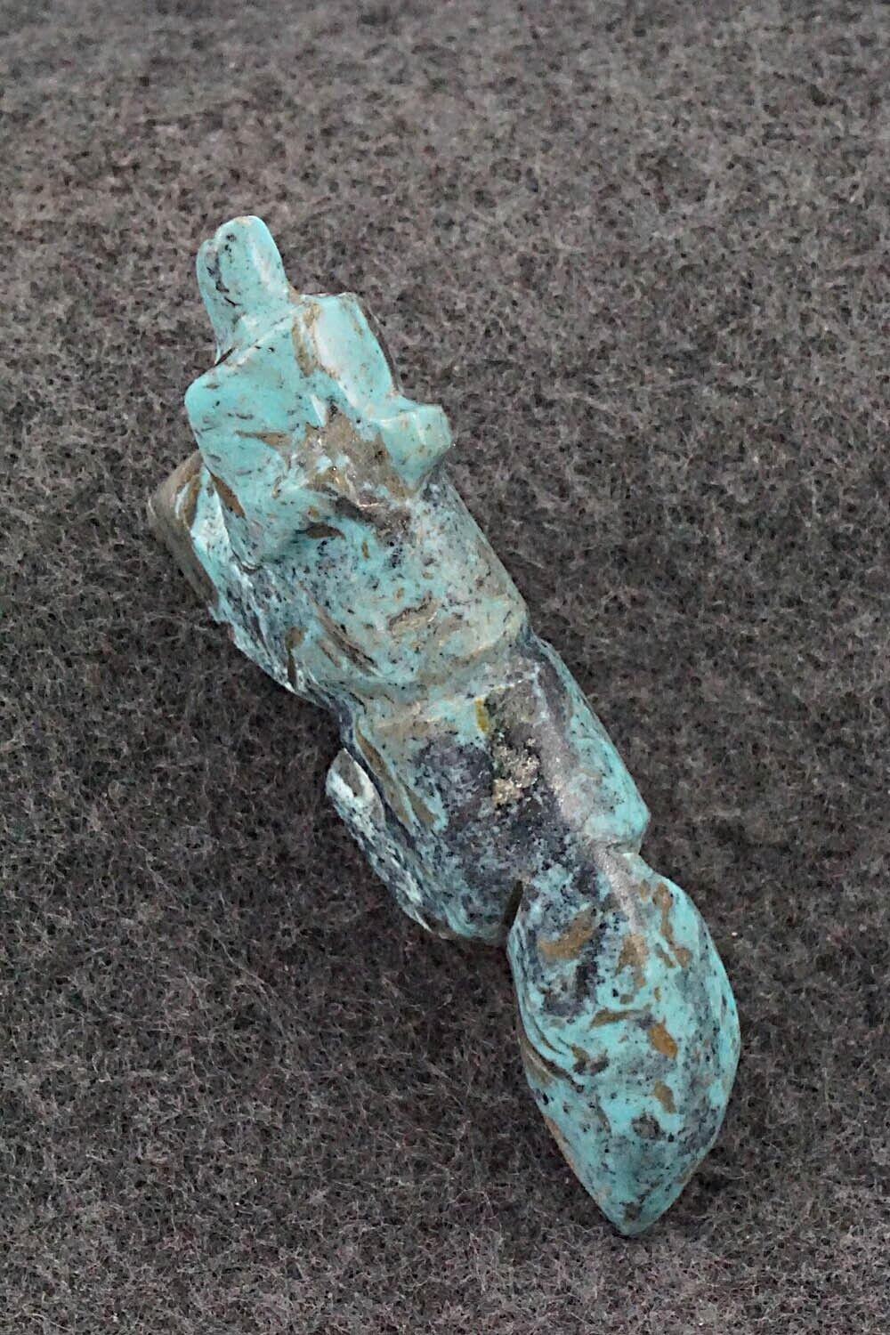 Wolf Zuni Fetish Carving - Reynold Lunasee