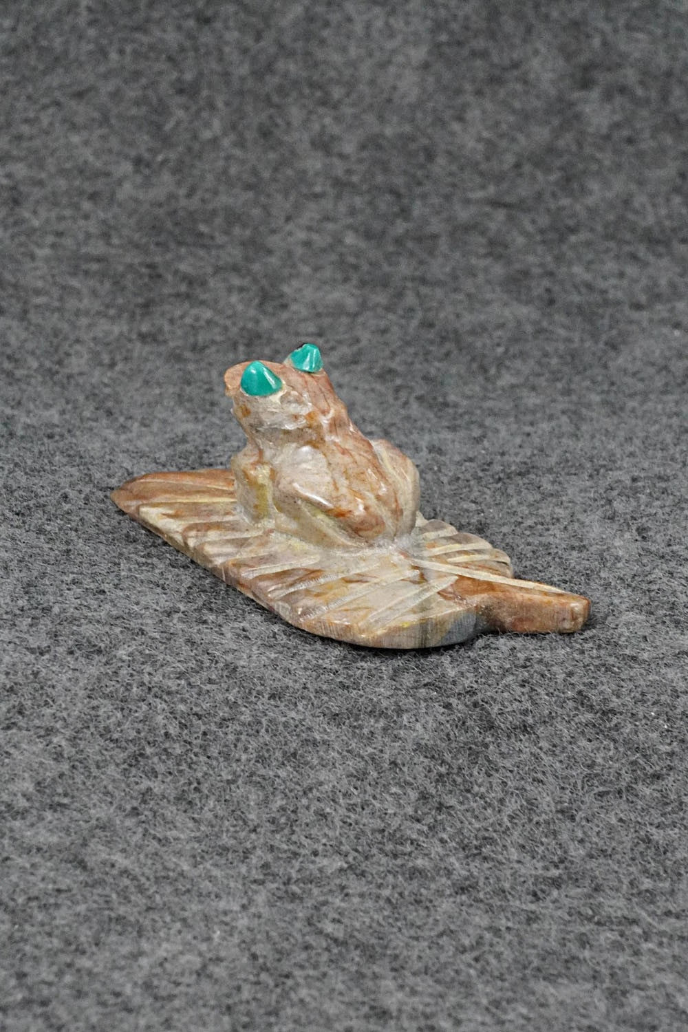 Frog Zuni Fetish Carving - Freddie Leekya