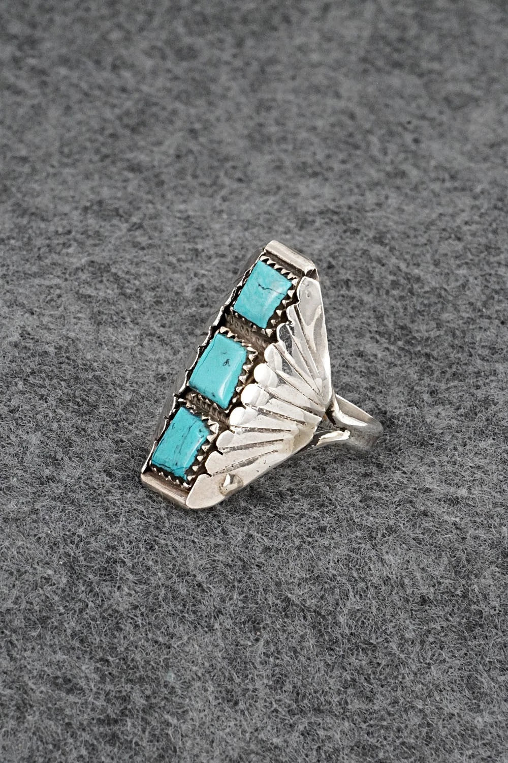 Turquoise & Sterling Silver Vintage Ring - Size 11