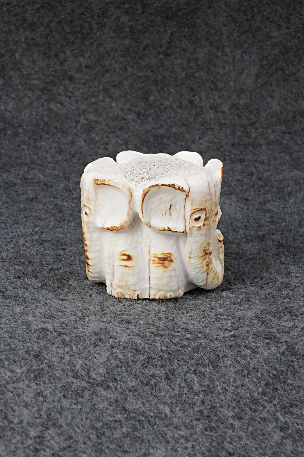 Elephant Zuni Fetish Carving - Maxx Laate