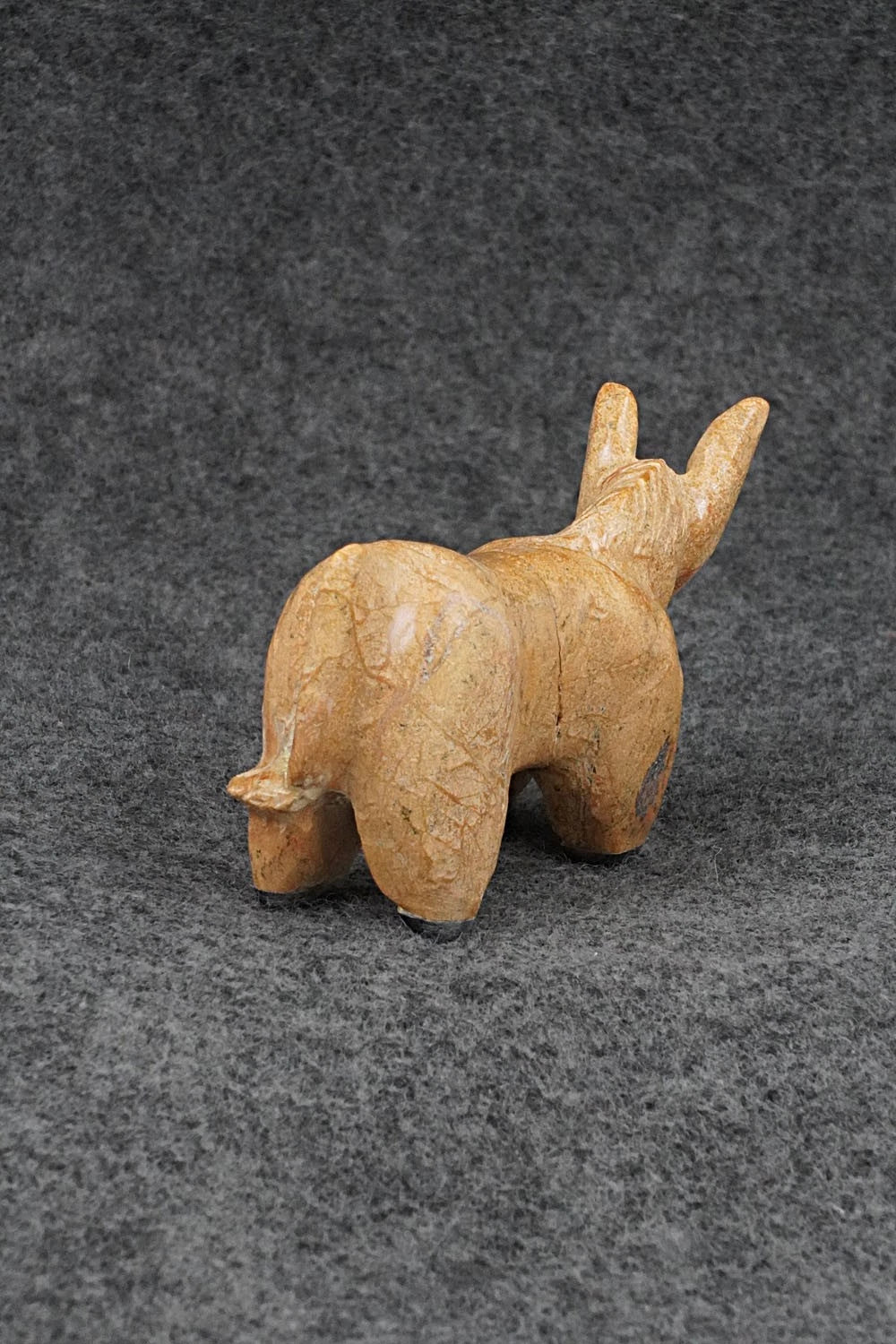 Donkey Zuni Fetish Carving - Freddie Leekya