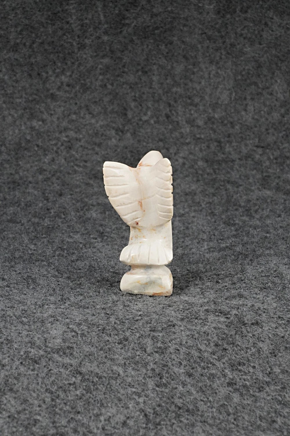 Hummingbird Zuni Fetish Carving - Justin Red Elk