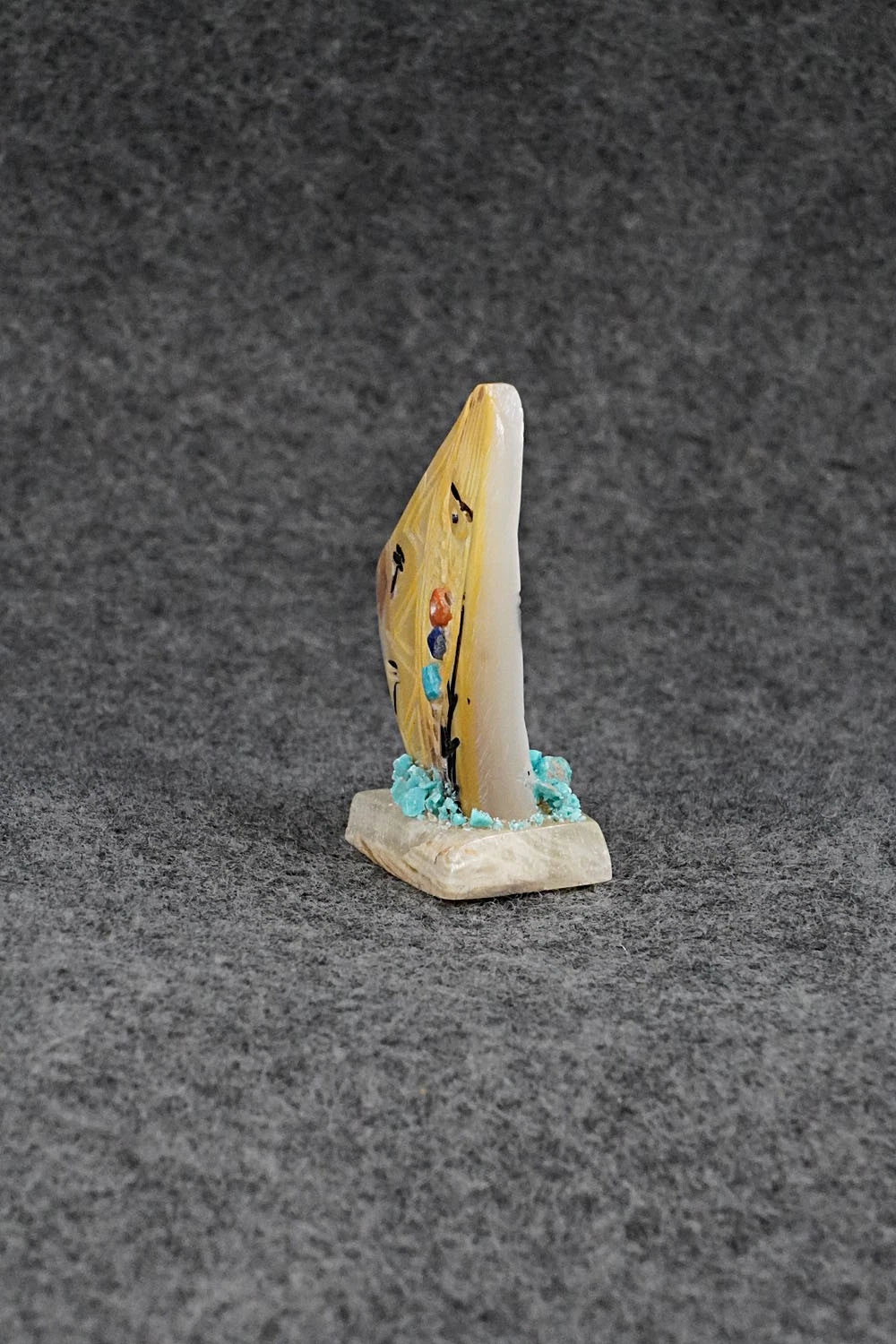 Corn Maiden Zuni Fetish Carving - Gloria Chattin