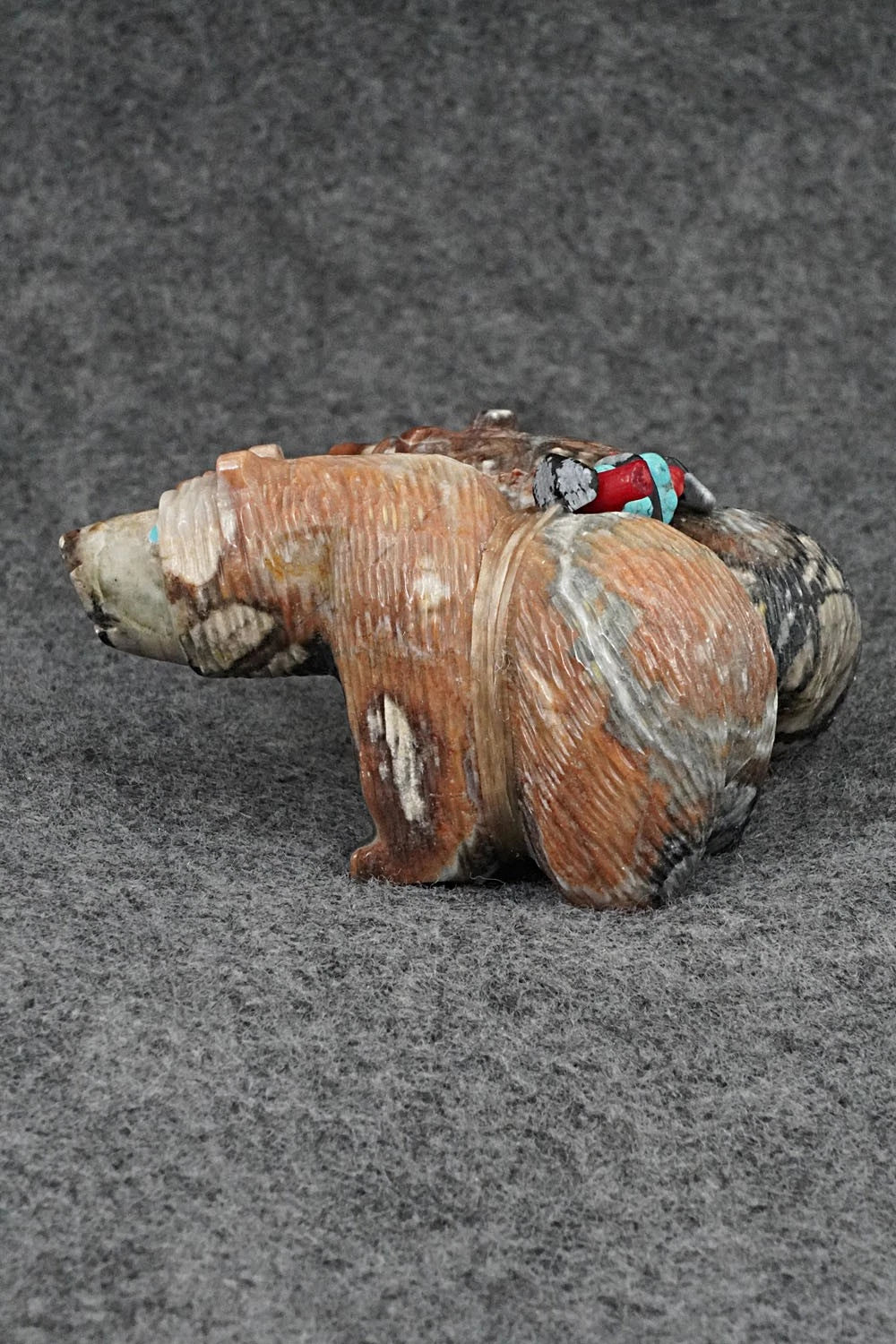 Bear Zuni Fetish Carving - Farlan & Paulette Quam