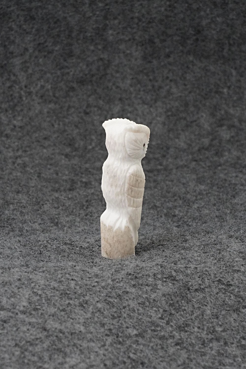 Owl Zuni Fetish Carving - Chris Peina