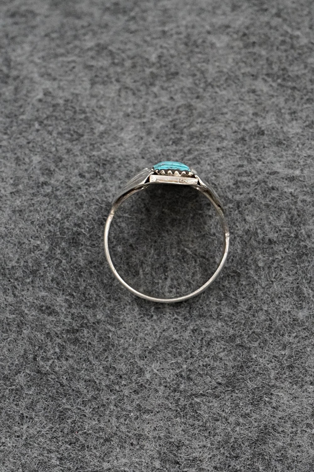 Turquoise & Sterling Silver Vintage Ring - Size 11
