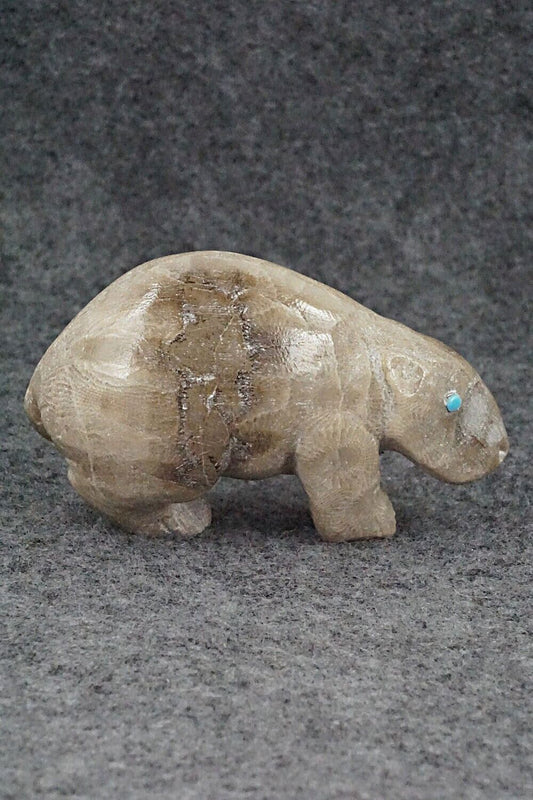 Hippopotamus Zuni Fetish - Derrick Kaamasee