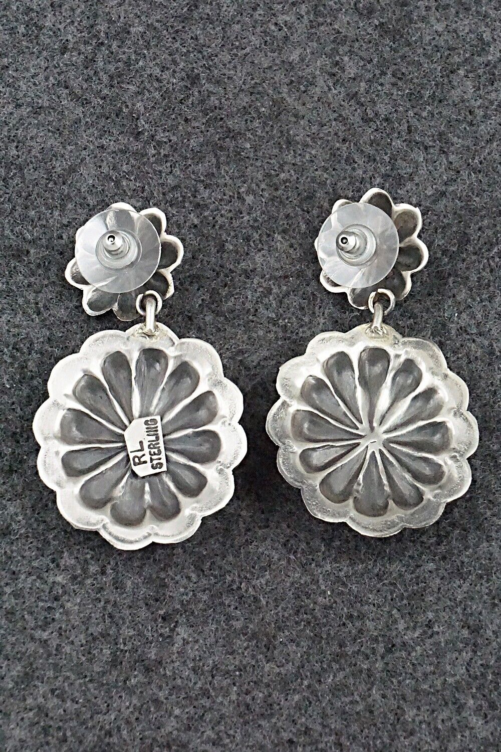 Silver Flower Magnetic Brooch