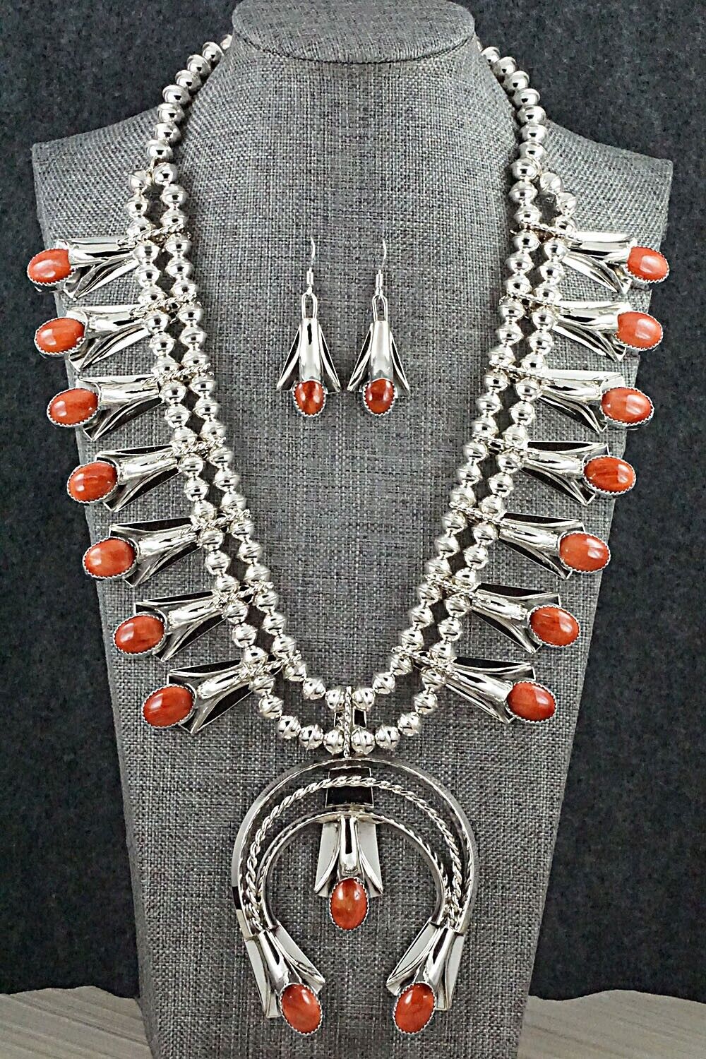 Spiny Oyster & Sterling Silver Squash Blossom Set - Louise Yazzie