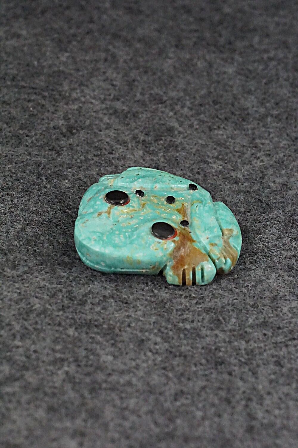 Frog Zuni Fetish Carving - Reynold Lunasee