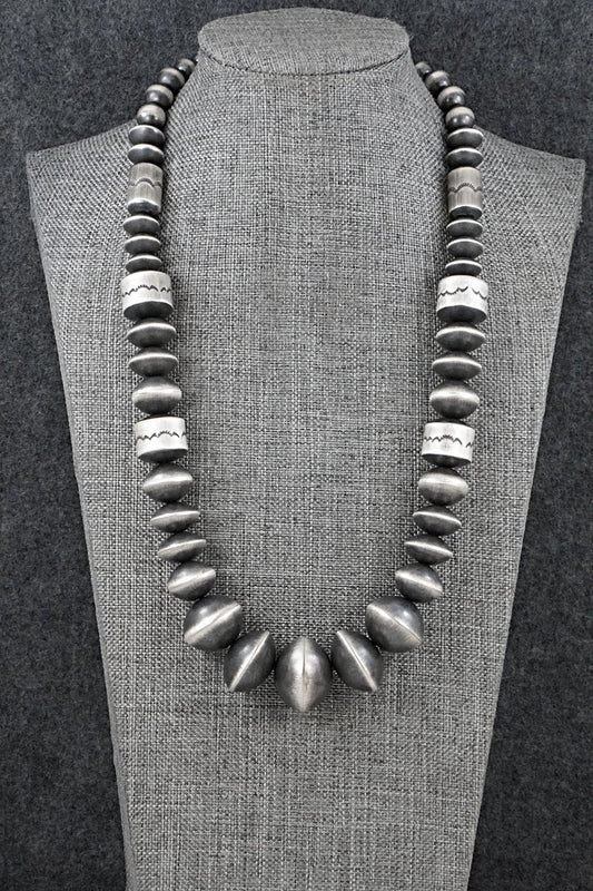Sterling Silver Navajo Pearl Necklace 20" - Rose Martin