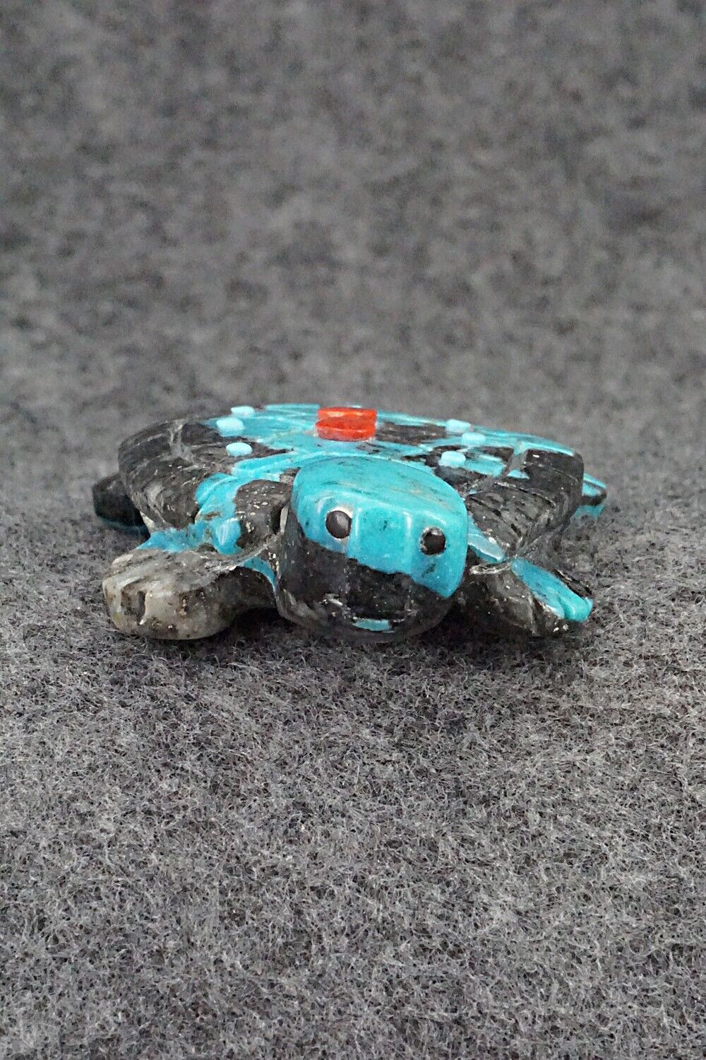 Turtle Zuni Fetish Carving - Reynold Lunasee