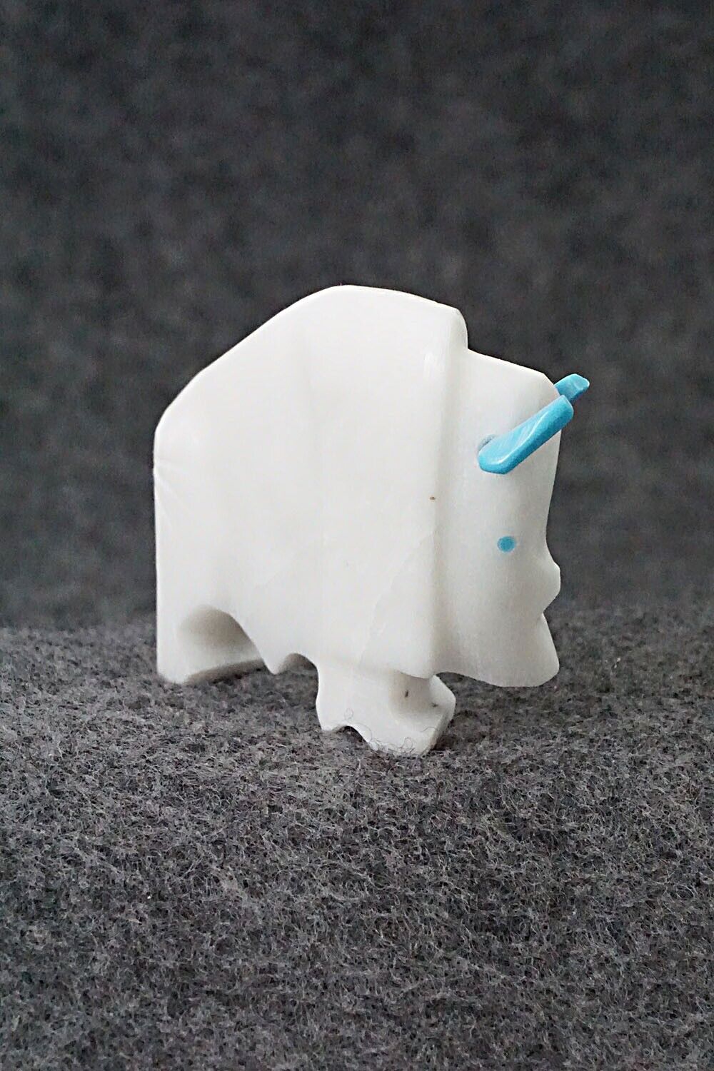 Buffalo Zuni Fetish Carving - Todd Etsate