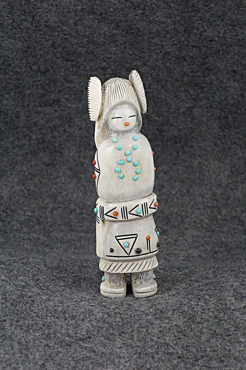 Corn Maiden Zuni Fetish Carving - Claudia Peina