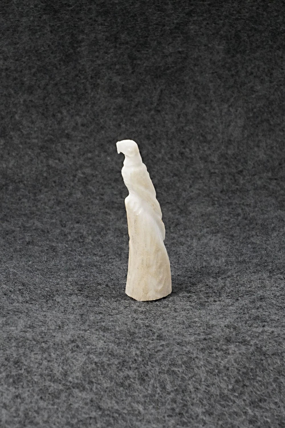 Eagle Zuni Fetish Carving - Maxx Laate