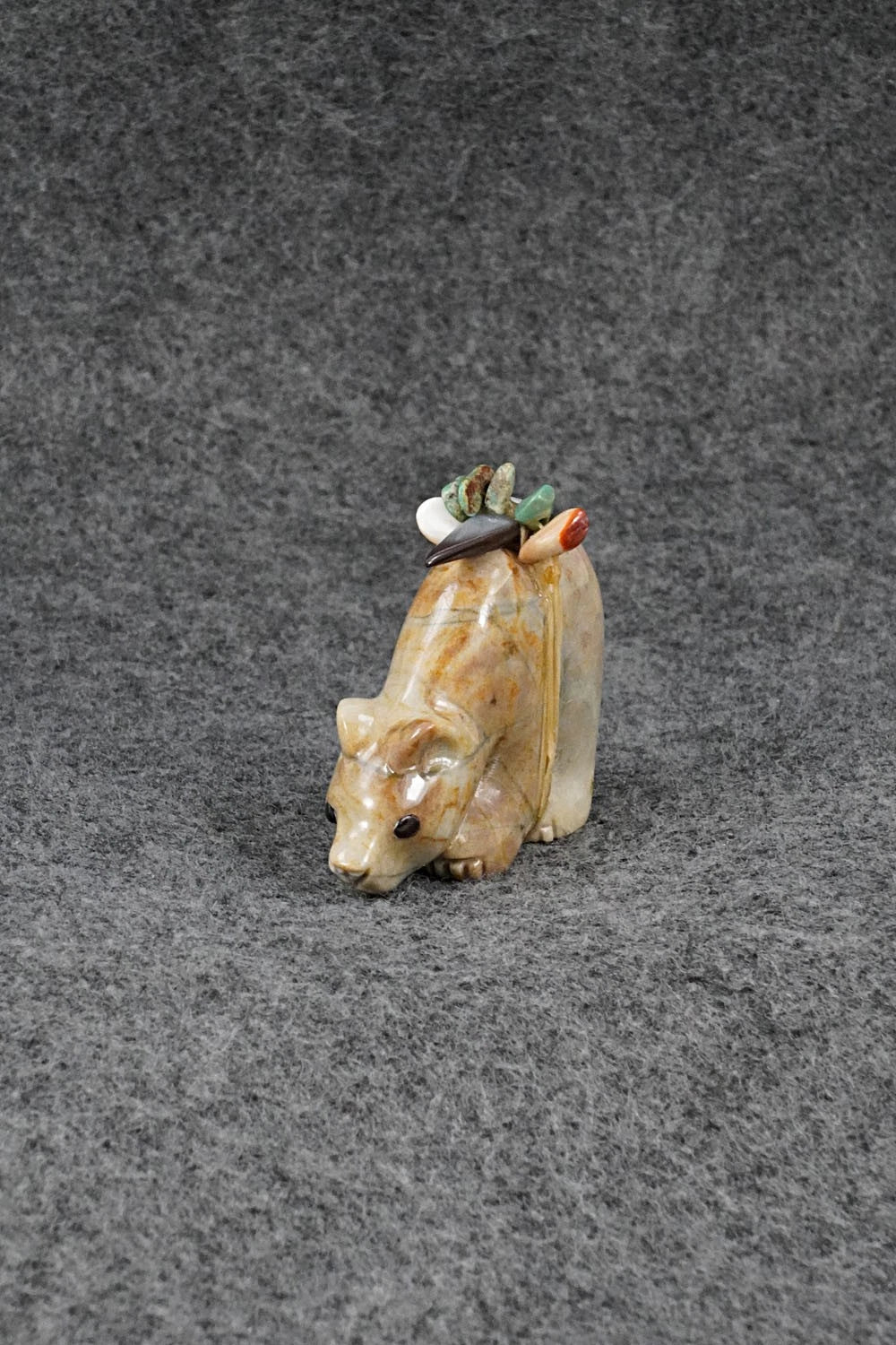 Bear Zuni Fetish Carving - Randy Lucio