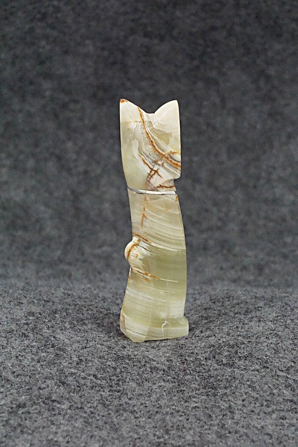 Cat Zuni Fetish Carving - Kenny Chavez