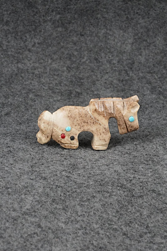 Horse Zuni Fetish Carving - Dannette Laate