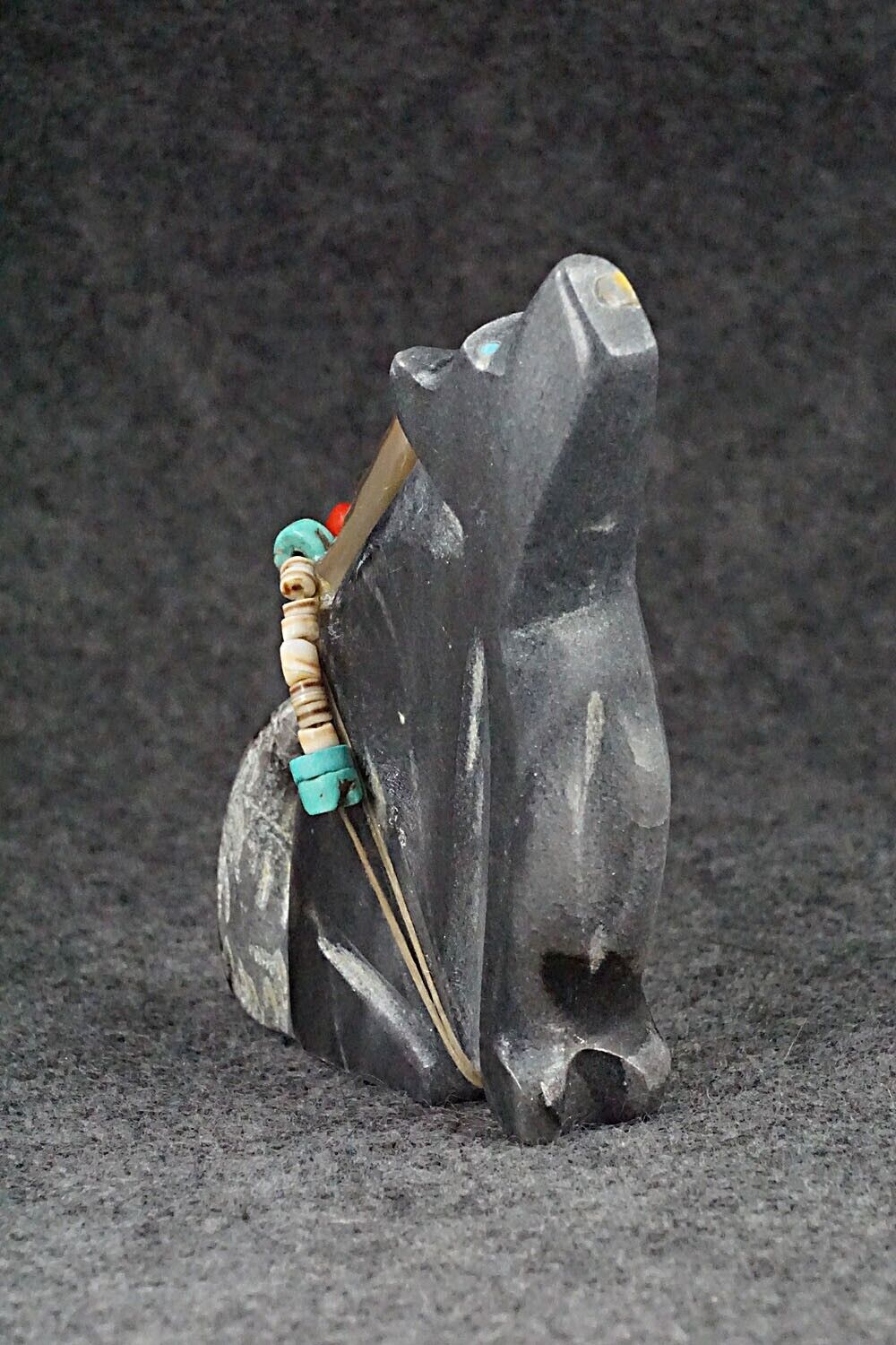 Wolf Zuni Fetish Carving - Rodney Laiwakete