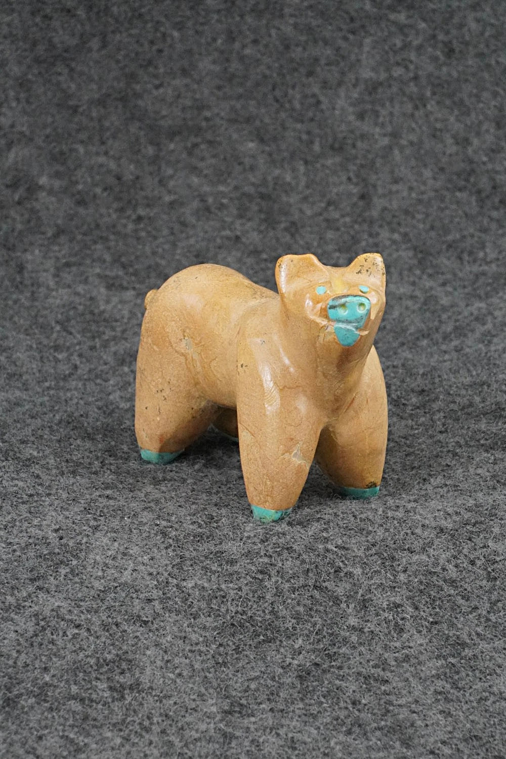 Pig Zuni Fetish Carving - Freddie Leekya