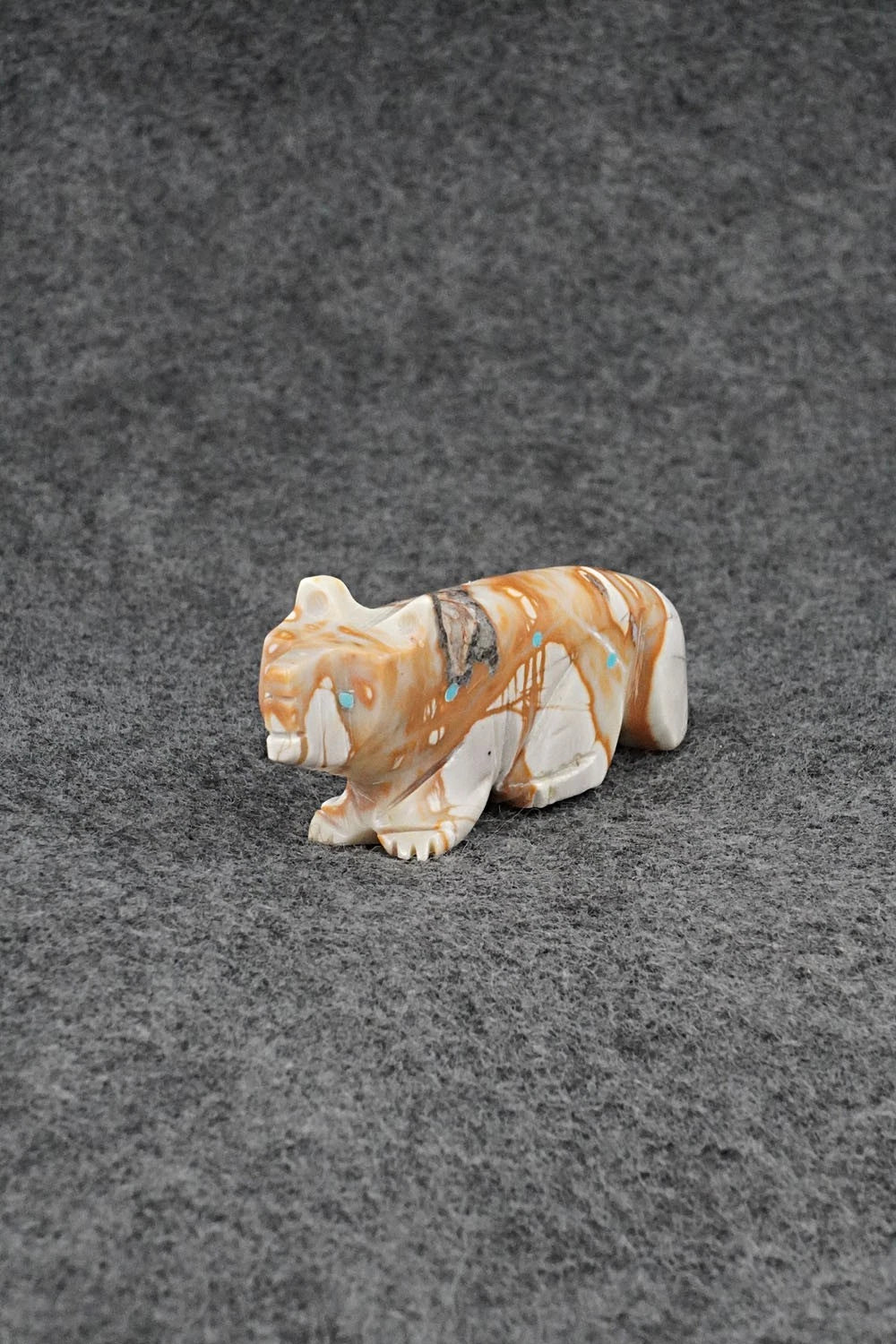Wolf Zuni Fetish Carving - David Chavez