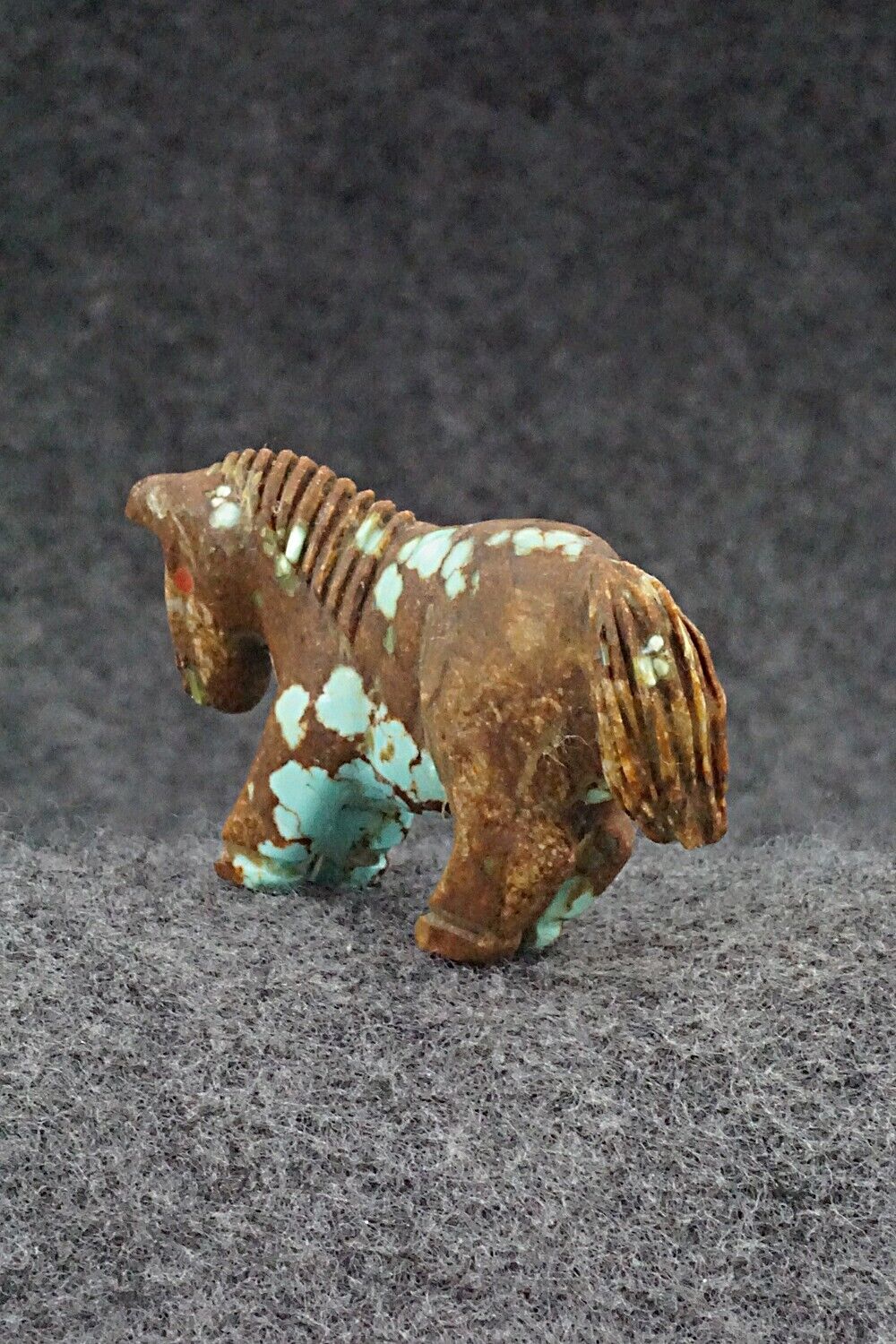 Horse Zuni Fetish Carving - Andres Quandelacy