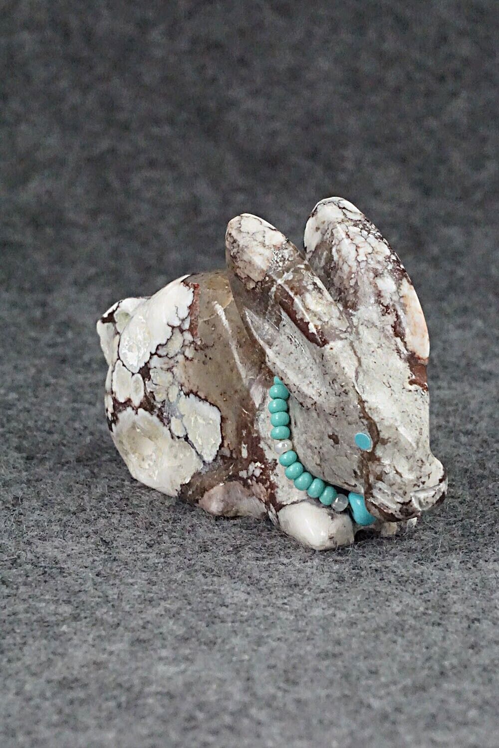 Jack Rabbit Zuni Fetish Carving - Andres Lementino