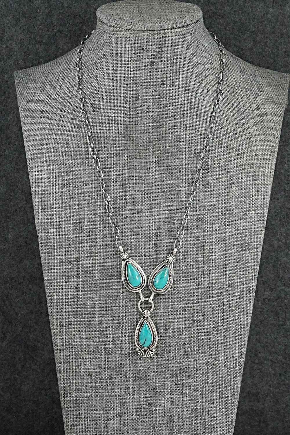 Turquoise & Sterling Silver Necklace - Verley Betone