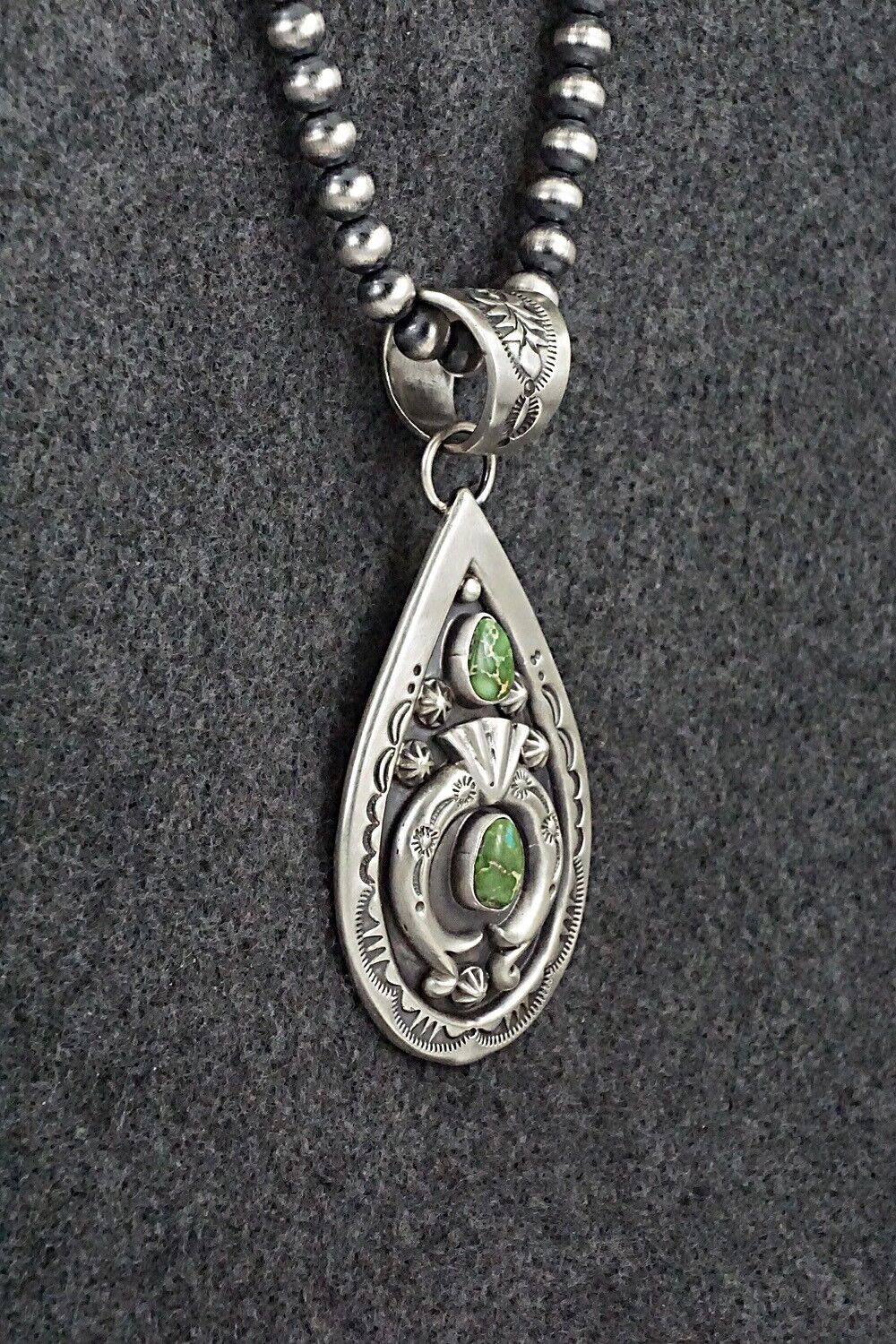 Turquoise & Sterling Silver Necklace - Verley Betone