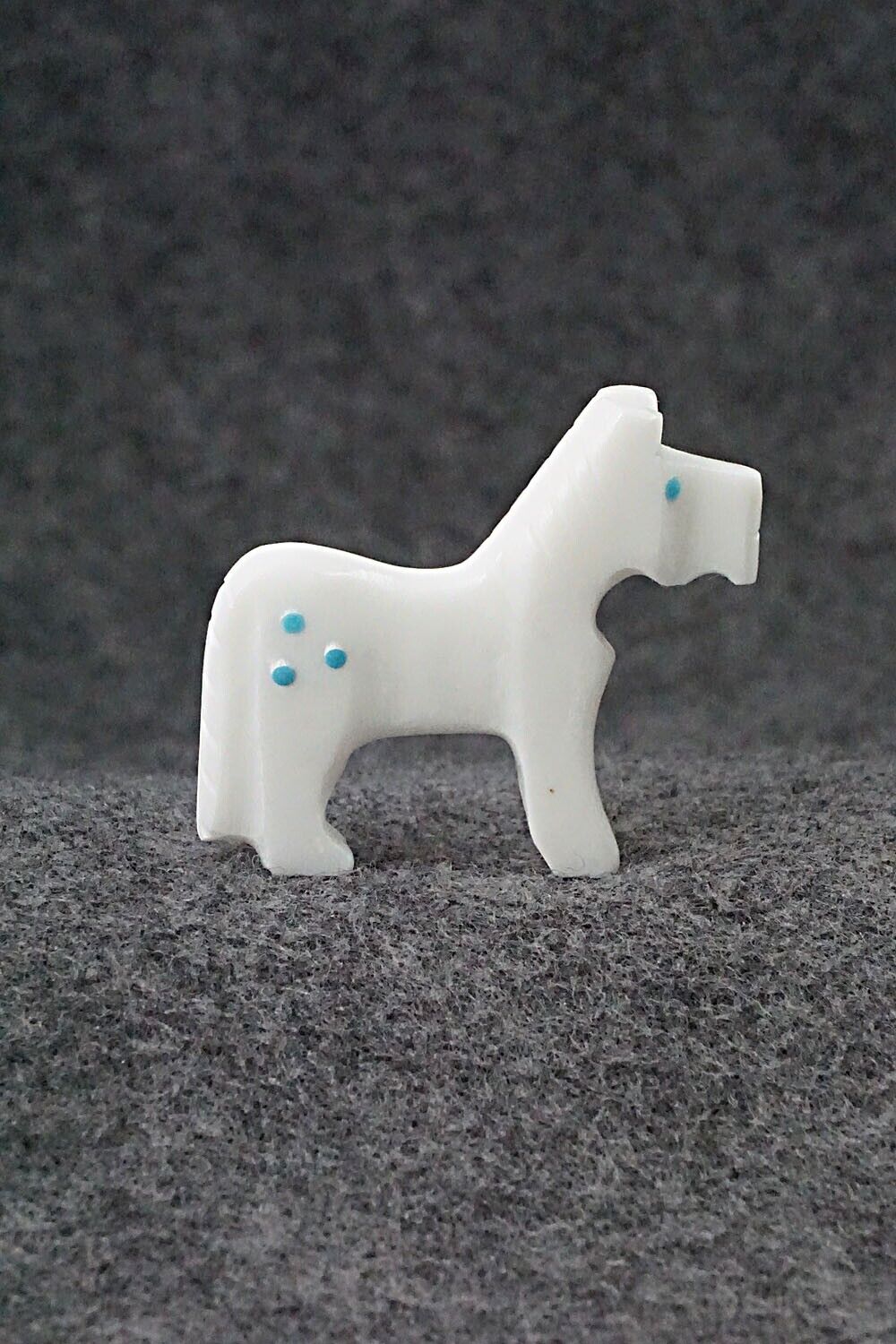 Horse Zuni Fetish Carving - Todd Etsate