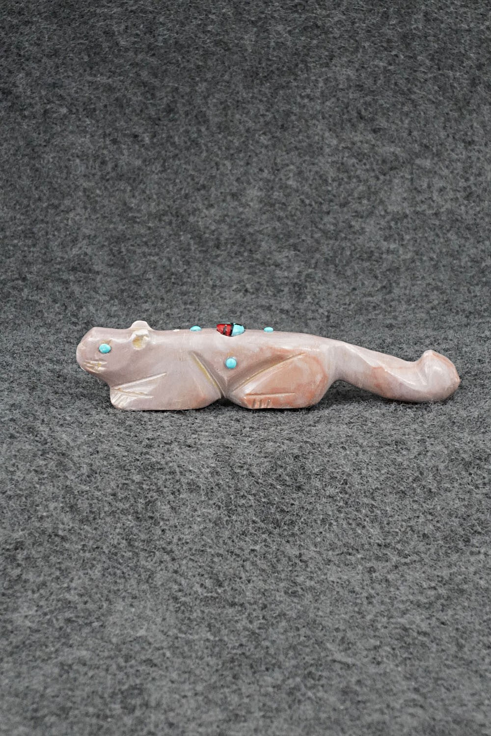 Mountain Lion Zuni Fetish Carving - Danette Laate