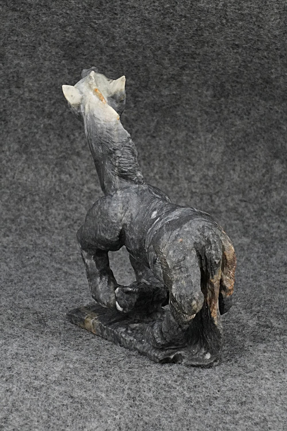 Horse Zuni Fetish Carving - Herbert Him Jr.