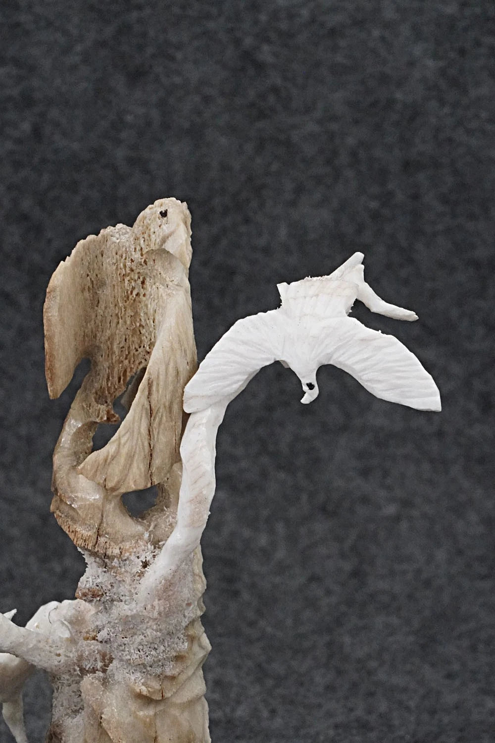 Eagles Zuni Fetish Carving - Ruben Najera