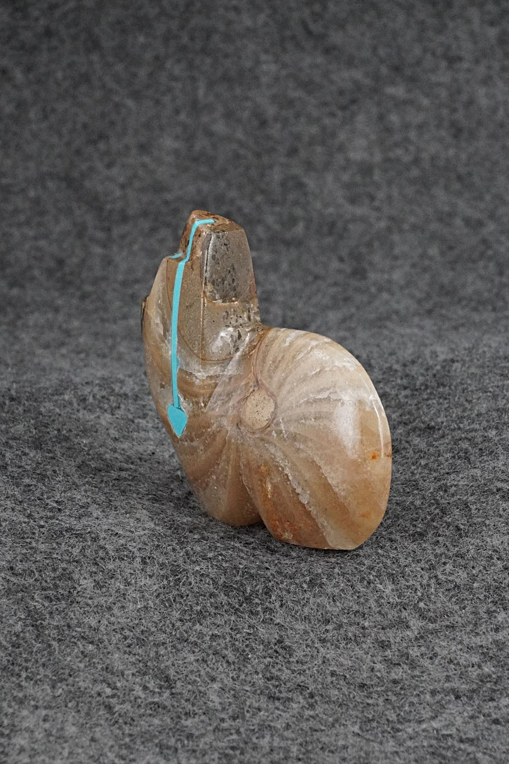 Bear Zuni Fetish Carving - Kenric Laiwakete