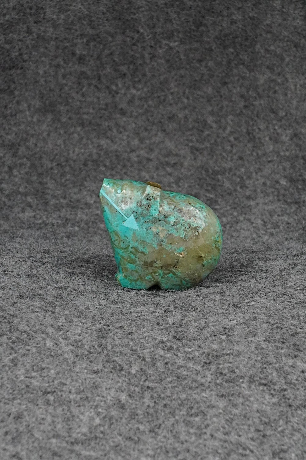 Bear Zuni Fetish Carving - Abby Quam Panteah