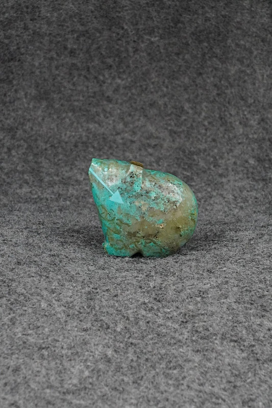 Bear Zuni Fetish Carving - Abby Quam Panteah