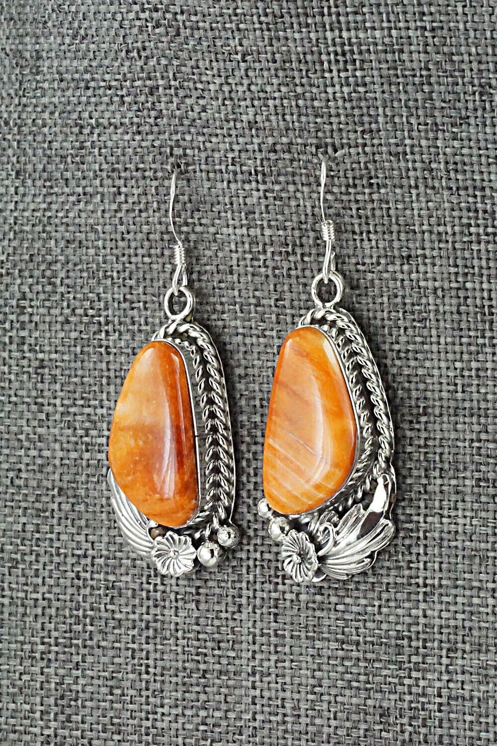 Spiny Oyster & Sterling Silver Earrings - Fannie Platero