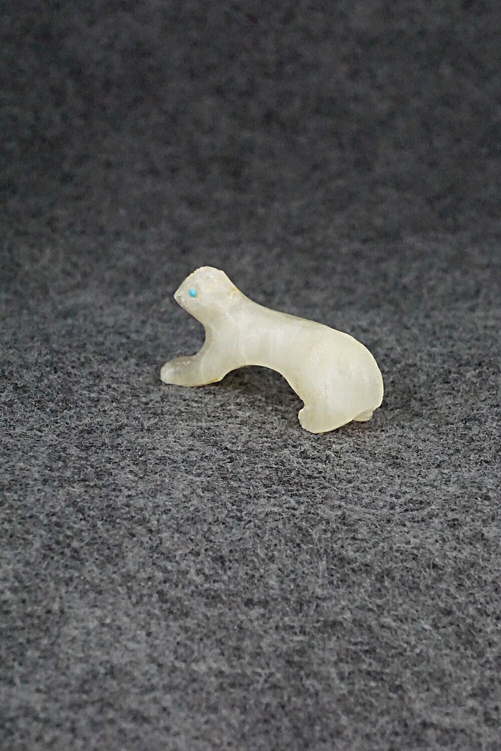 Prairie Dog Zuni Fetish Carving - Lindsey Cheama