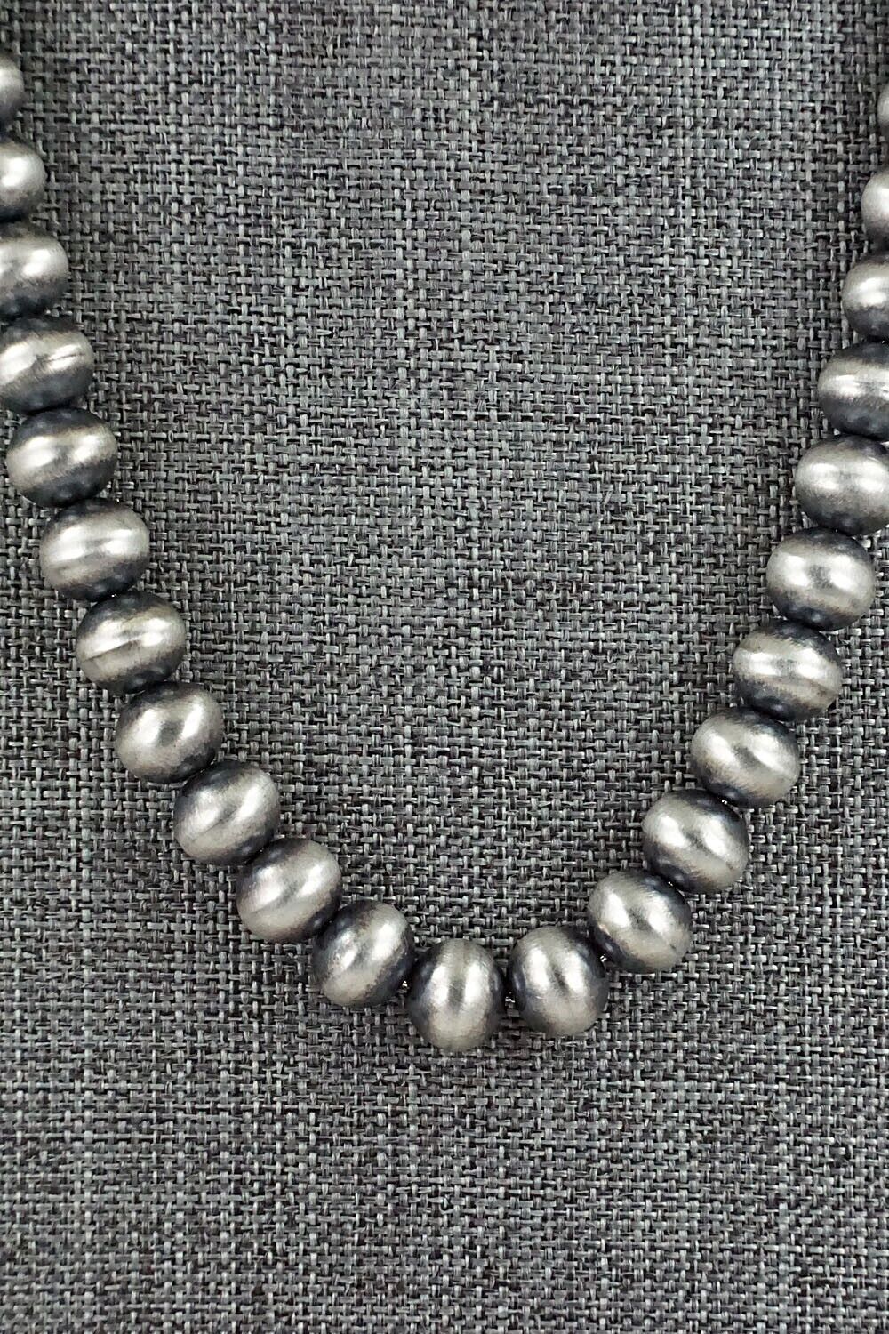 Sterling Silver Navajo Pearl Necklace 18" - Bryannen Halwood