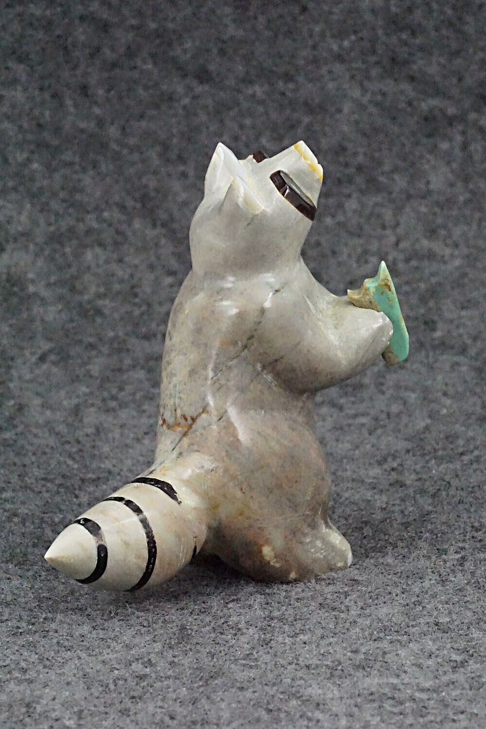 Racoon Zuni Fetish Carving - Enrike Leekya
