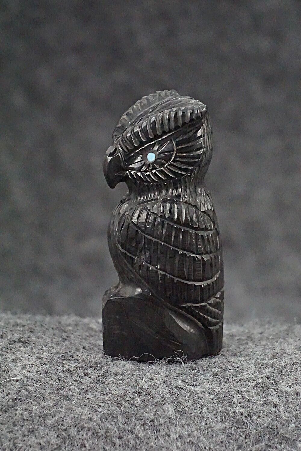 Owl Zuni Fetish Carving - Chris Peina